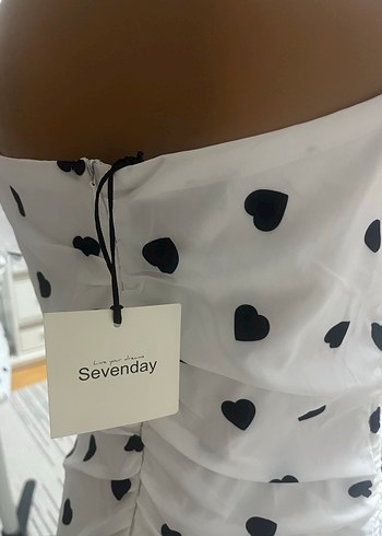 Beyaz Puantiyeli Mini Straplez Elbise - Görsel 7