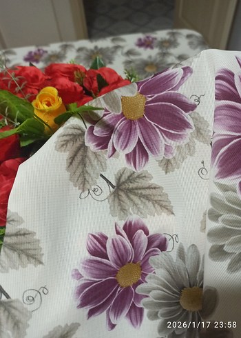 Çiçek Desenli Çok Renkli Masa Örtüsü - Görsel 10