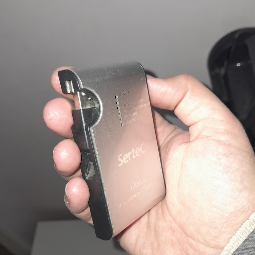 Sertec Siyah USB 2.0 Hafıza Kartı Okuyucu - Görsel 2