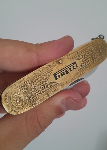 Pirelli Vintage Altın Renkli Metal Çakı