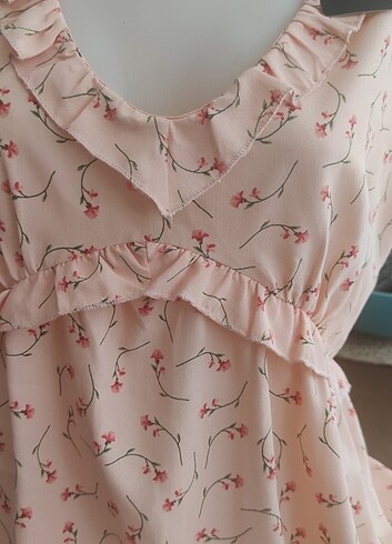 Pamuklu kumaş sıfır çiçekli elbise