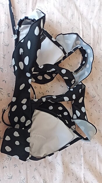 34 Beden Bikini üstü 
