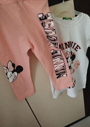 8 Yaş Beden Beyaz Kız Çocuk Minnie Mouse Baskılı Tişört