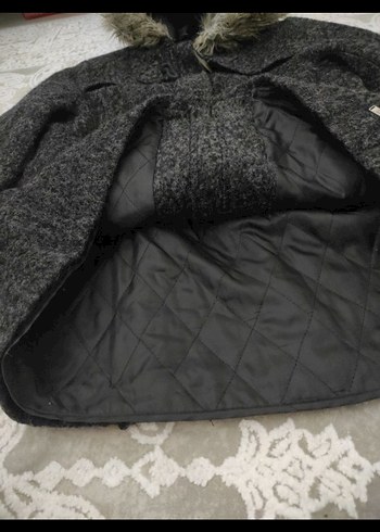 Kürk Detaylı Gri Kısa Kadın Yün Kaban - Görsel 5