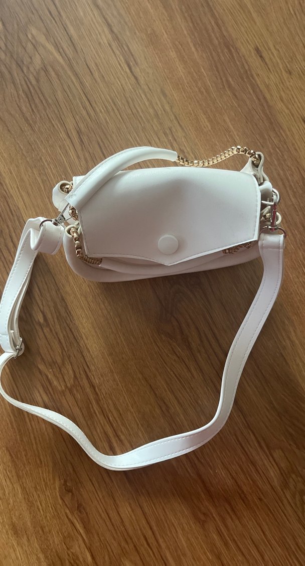 Beyaz Düğmeli Deri Kadın Çanta - Görsel 4