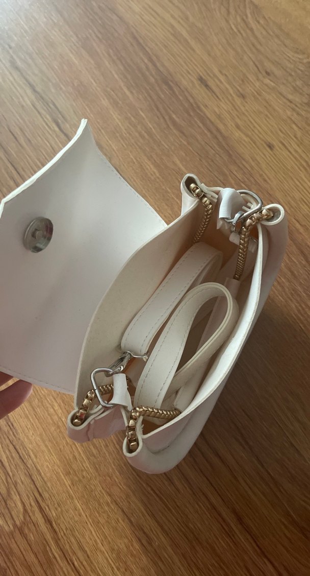 Beyaz Düğmeli Deri Kadın Çanta - Görsel 2