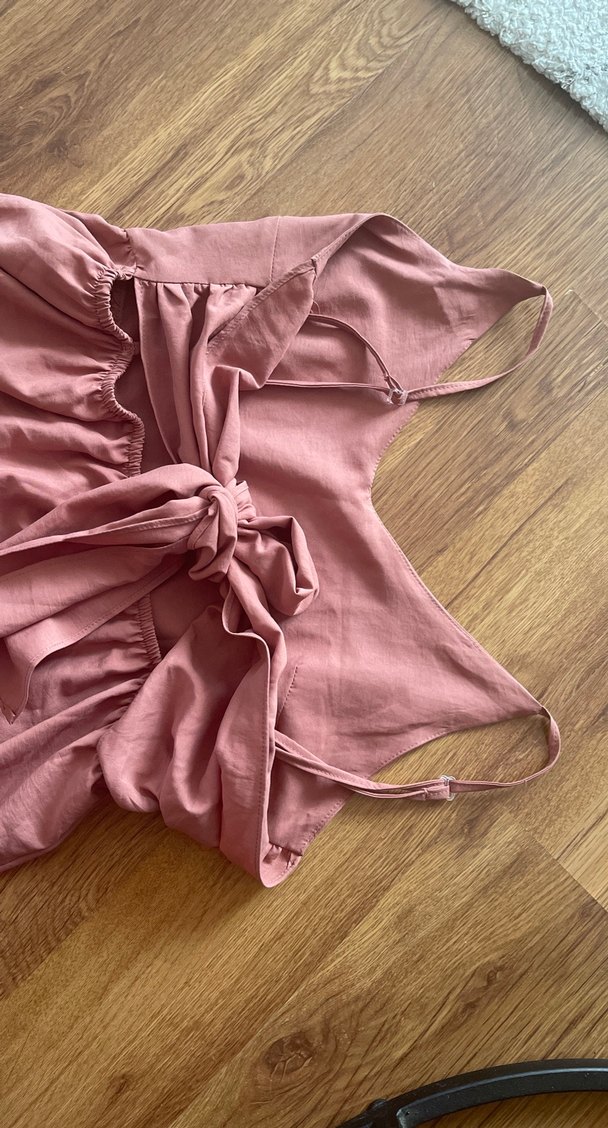 Pembe Uzun  Eteği Kat Kat Detaylı elbise - Görsel 3