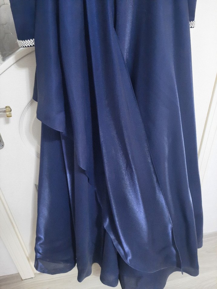 Mavi İşlemeli Payetli Kadın El Zinciri - Görsel 3