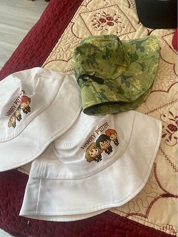 Yazlık çocuk şapkaları