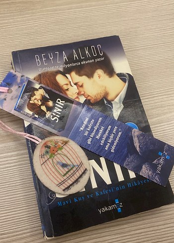 Mavi Kuş ve Kafes'in Hikayesi - Beyza Alkoç