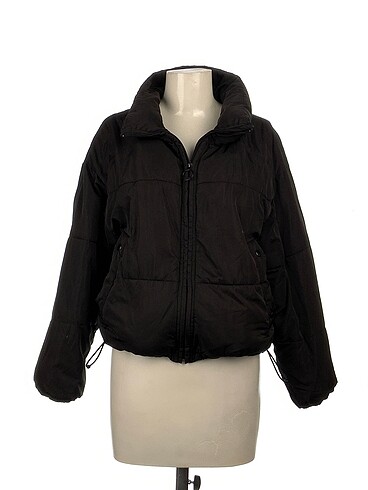 Pull and Bear Mont %70 İndirimli.