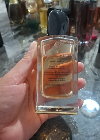 Beden Giorgio Armani Si Kadın Parfümü