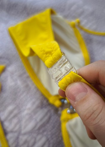 Sarı İpli Boyundan Bağlamalı Bikini Takımı - Görsel 8