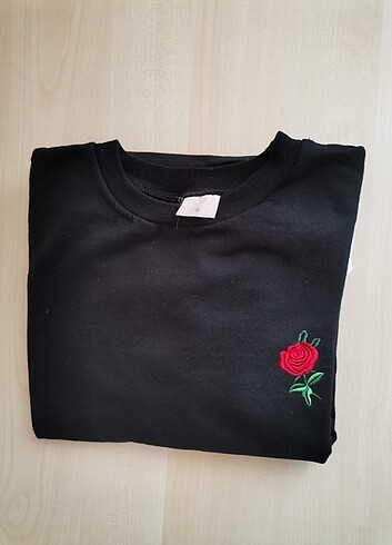 m Beden siyah Renk Gül detaylı Oversize Sweatshirt