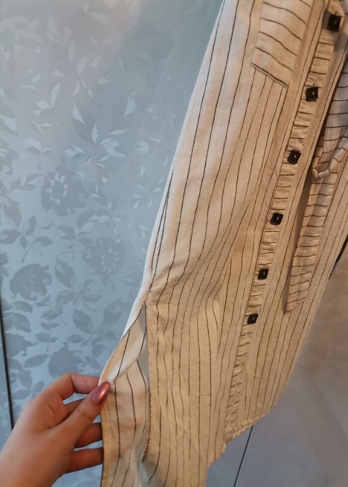 Yırtmaçlı keten elbise  - Görsel 2