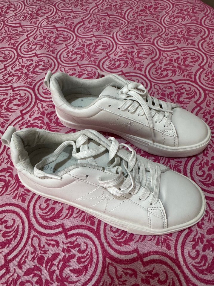 Beyaz Bağcıklı Kadın Sneaker - Görsel 5