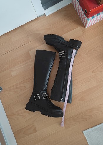 Zincir Detaylı Siyah Uzun Gotik Postal - Görsel 12