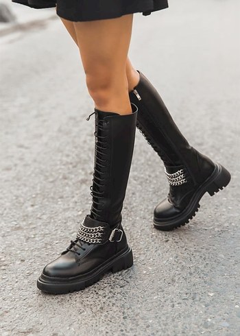 Zincir Detaylı Siyah Uzun Gotik Postal - Görsel 3