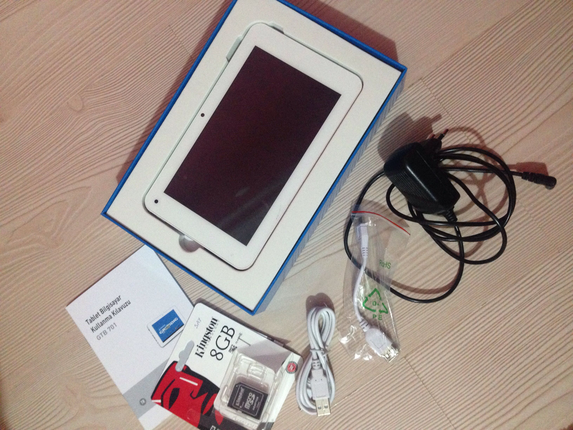GRUNDIG tablet