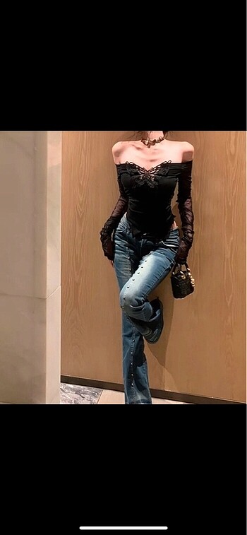 Sheinside Y2K kelebek detaylı bluz