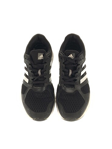 Adidas Spor Ayakkabı %70 İndirimli.