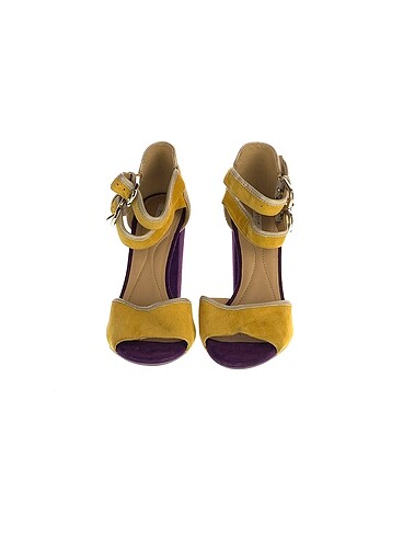 37 Beden Geox Sandalet %70 İndirimli.