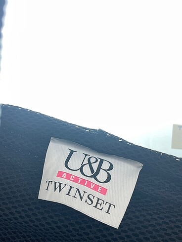 l Beden siyah Renk Diğer Sweatshirt %70 İndirimli.