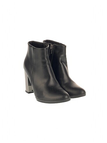Diğer PreLoved Bot %70 İndirimli.