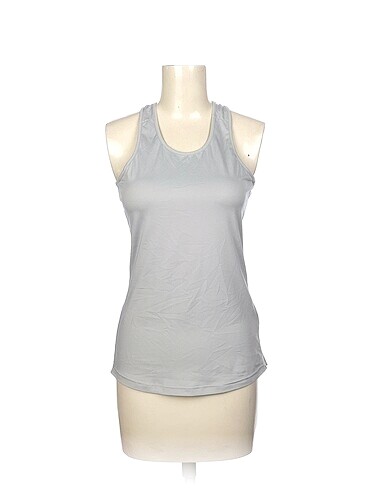 Adidas T-shirt %70 İndirimli.