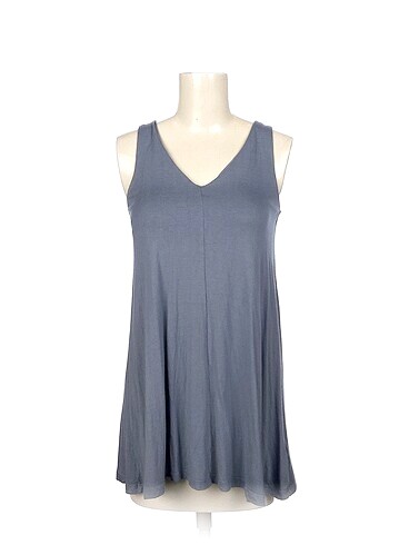 H&M Kısa Elbise %70 İndirimli.