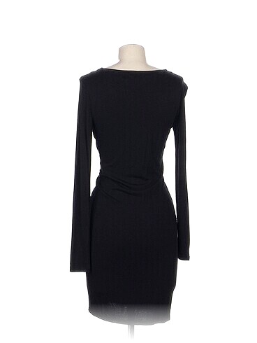 s Beden PreLoved Kısa Elbise %70 İndirimli.