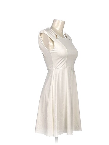 Vintage Love PreLoved Kısa Elbise %70 İndirimli.