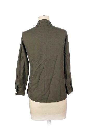 m Beden PreLoved Gömlek %70 İndirimli.
