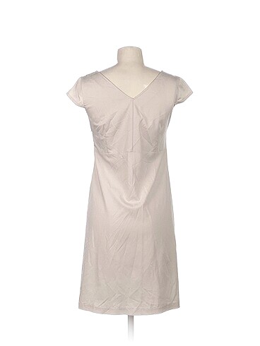 xs Beden PreLoved Kısa Elbise %70 İndirimli.
