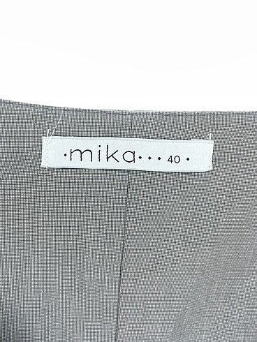40 Beden gri Renk PreLoved Kısa Elbise %70 İndirimli.