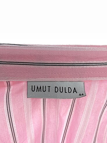 44 Beden pembe Renk PreLoved Gömlek %70 İndirimli.