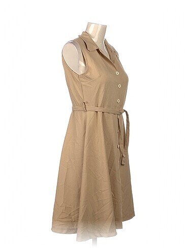 Diğer PreLoved Kısa Elbise %70 İndirimli.