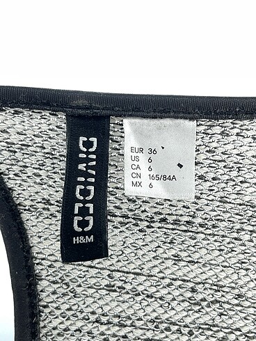 36 Beden çeşitli Renk H&M Kısa Elbise %70 İndirimli.