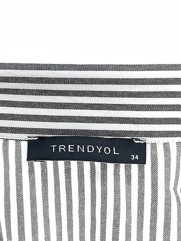 34 Beden çeşitli Renk Trendyol & Milla Kısa Elbise %70 İndirimli.