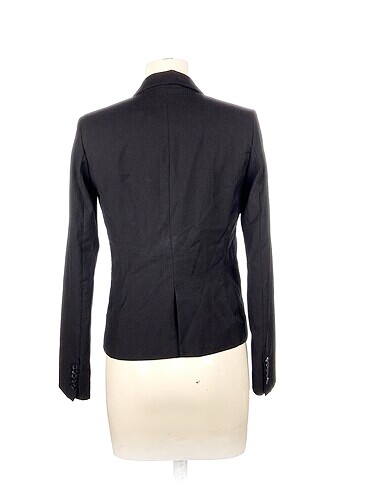 38 Beden Mango Blazer %70 İndirimli.