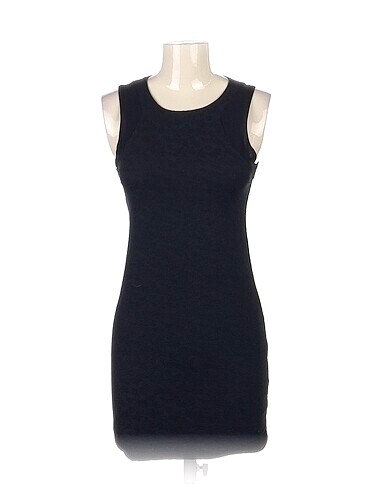 PreLoved Kısa Elbise %70 İndirimli.