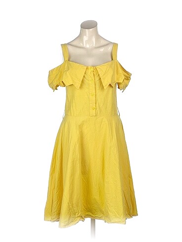 PreLoved Kısa Elbise %70 İndirimli.