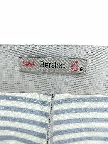 l Beden çeşitli Renk Bershka Çan Etek %70 İndirimli.