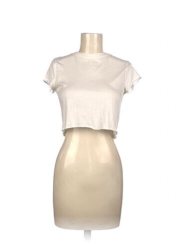 H&M T-shirt %70 İndirimli.