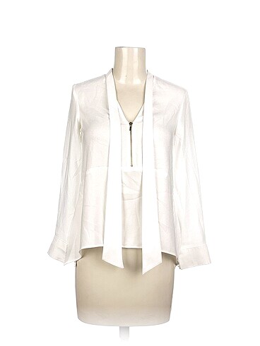 Zara Bluz %70 İndirimli.