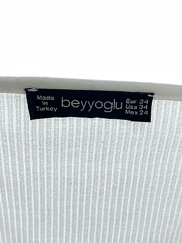 34 Beden beyaz Renk Beyoğlu Butik Mini Üst %70 İndirimli.