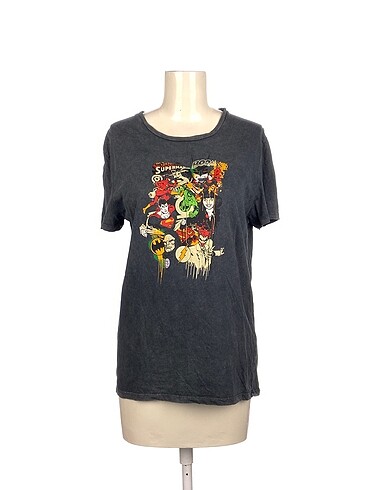 Mudo T-shirt %70 İndirimli.