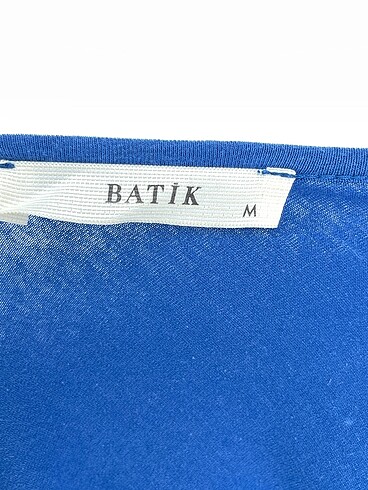 m Beden mavi Renk Batik T-shirt %70 İndirimli.