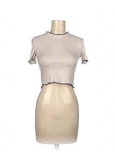Zara T-shirt %70 İndirimli.
