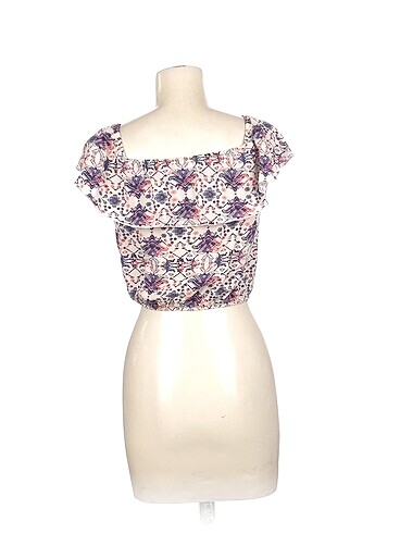 l Beden Bershka Bluz %70 İndirimli.